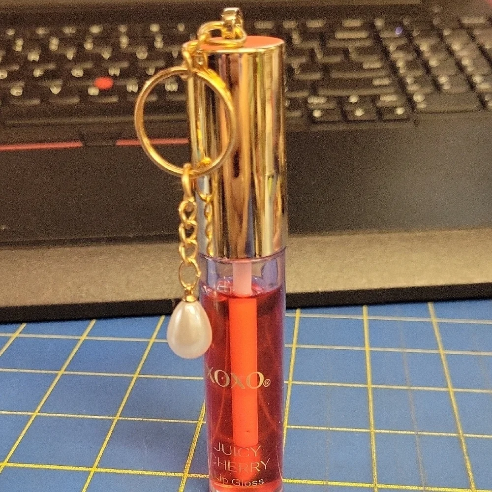 XOXO Juicy Cherry Lip Gloss with Gold & Pearl Keychain New